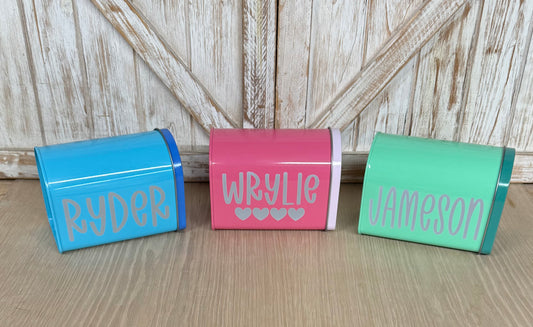 Personalized Valentine’s Mailbox